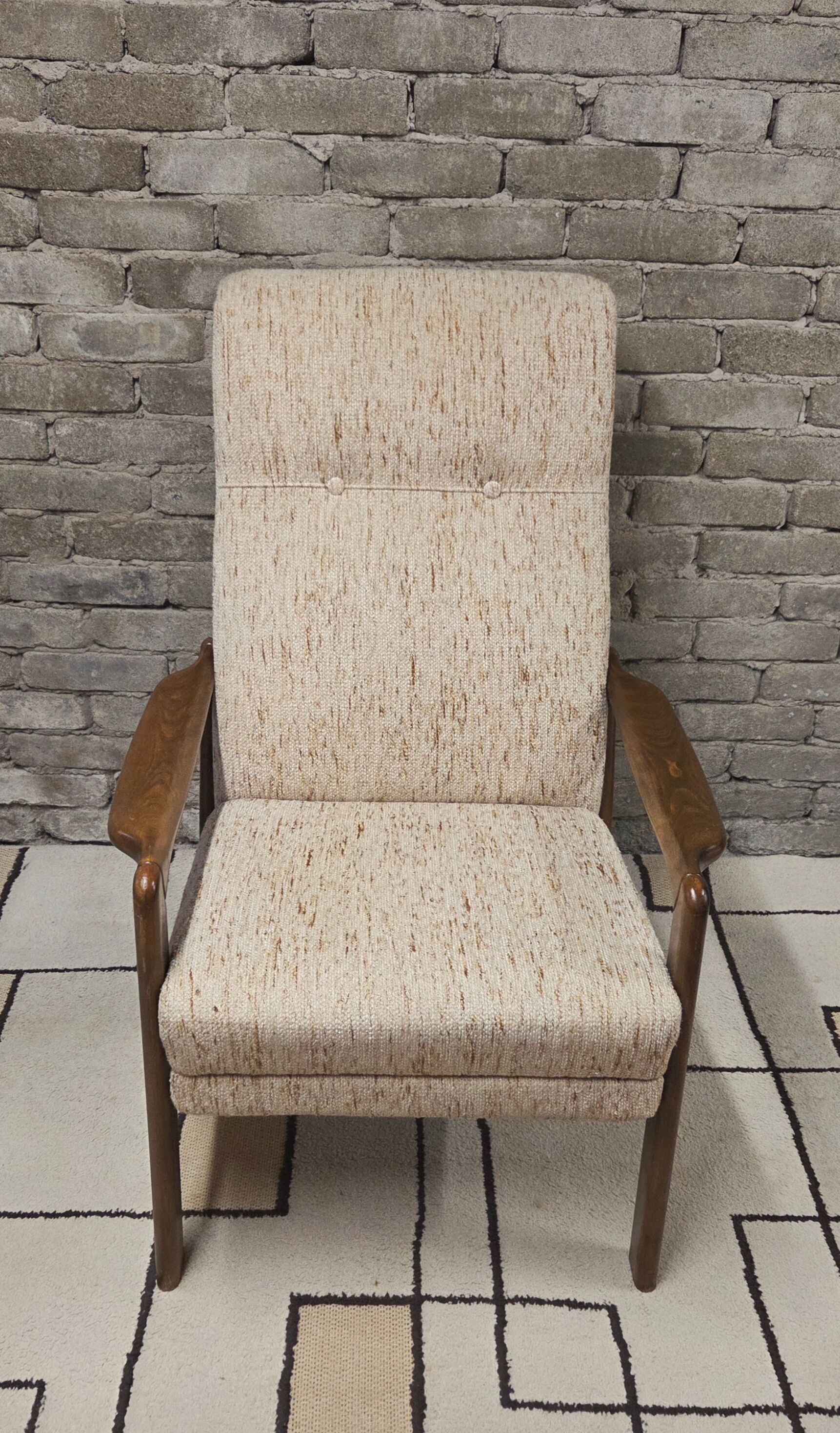 Vintage Scandinavian reclining armchair in curved wood – 1960s/70s