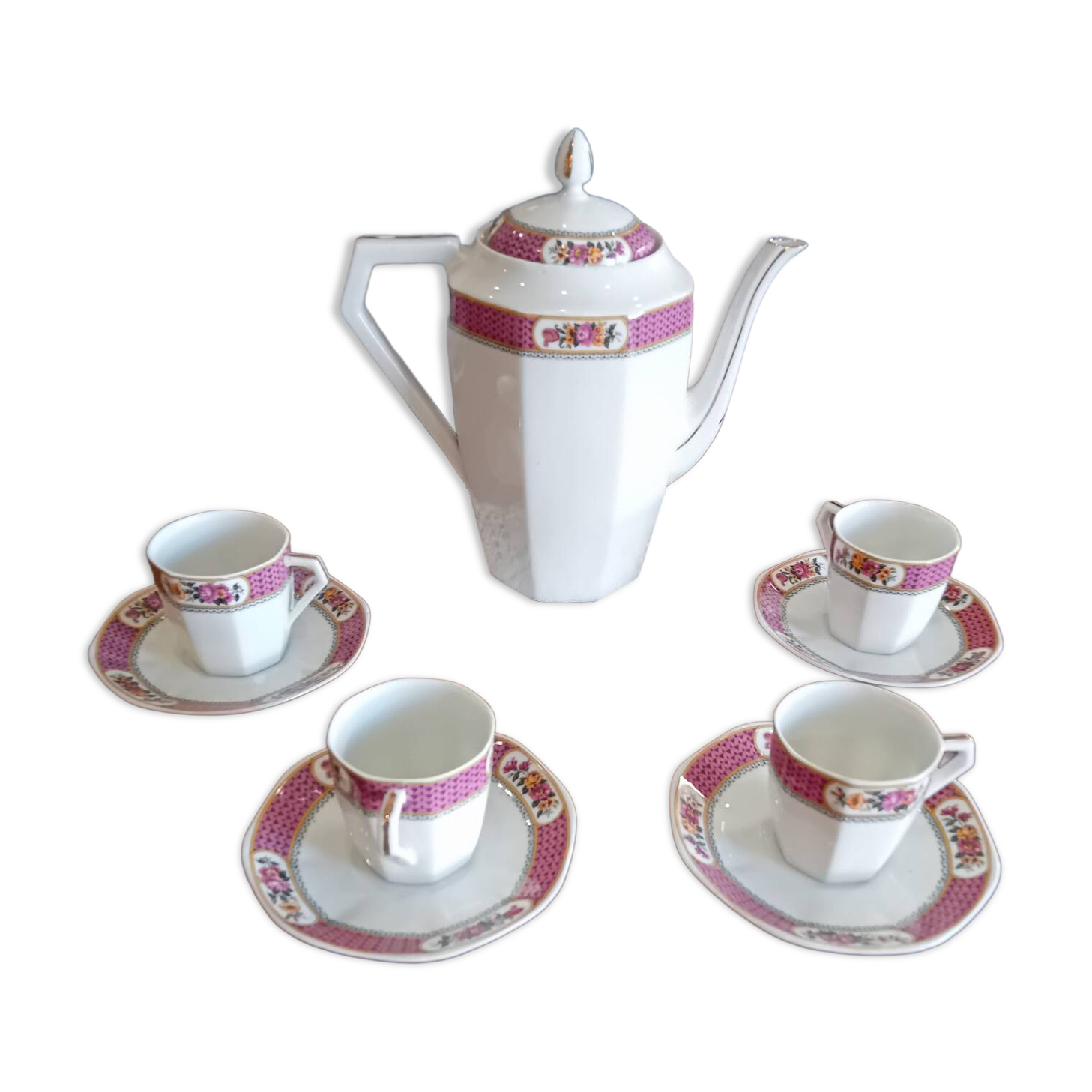 Coffee service set in Limoges porcelain