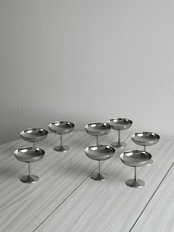8 coupelles sur pied en inox style Letang Remy, fabrication française