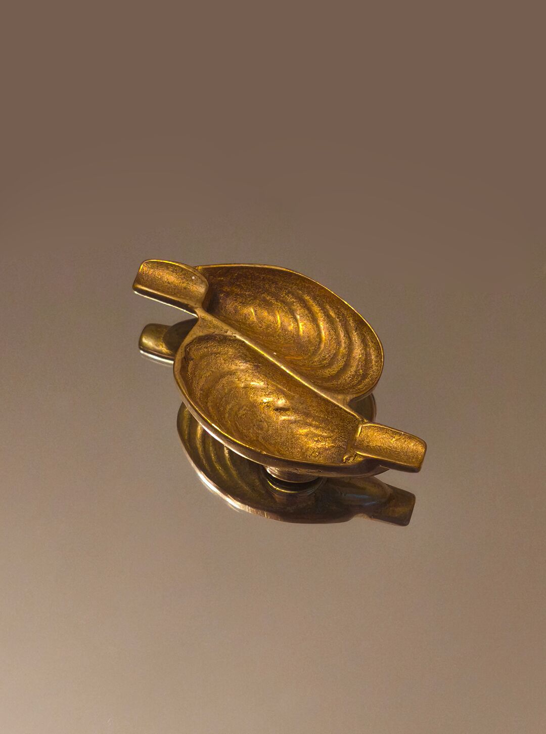Small shell ashtray