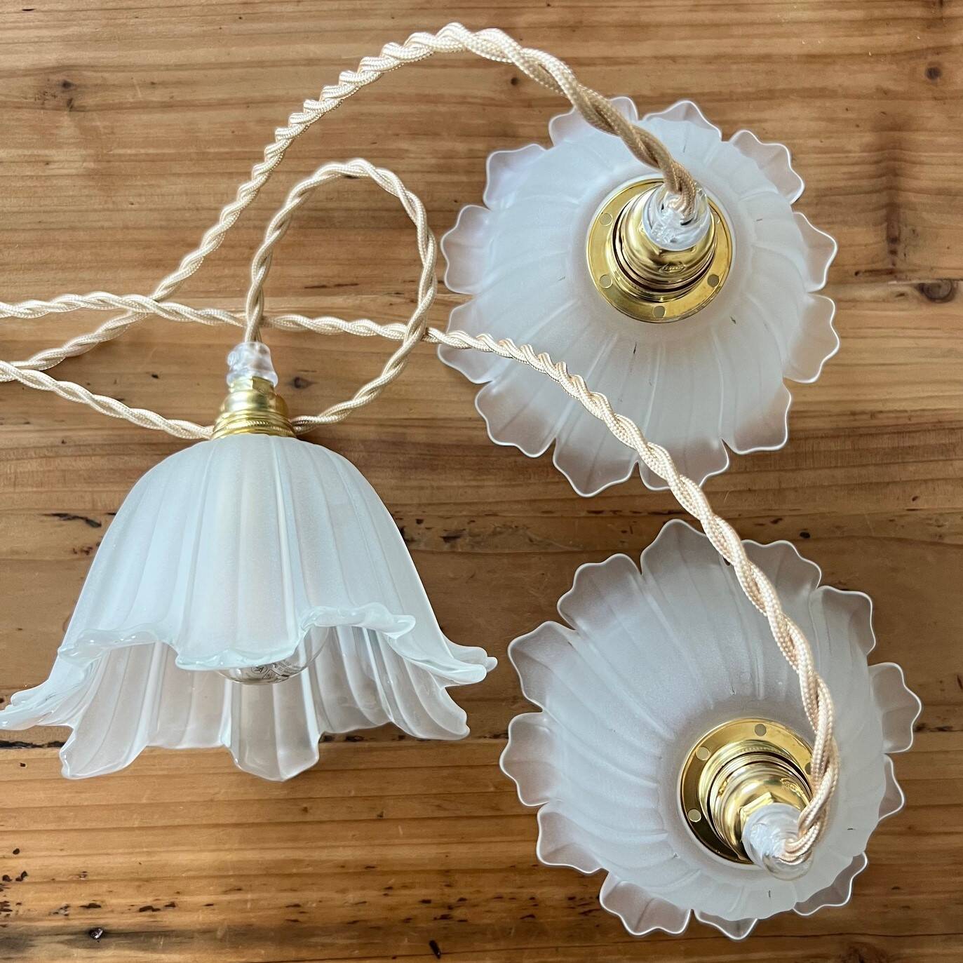 Vintage “tulip” portable lamp