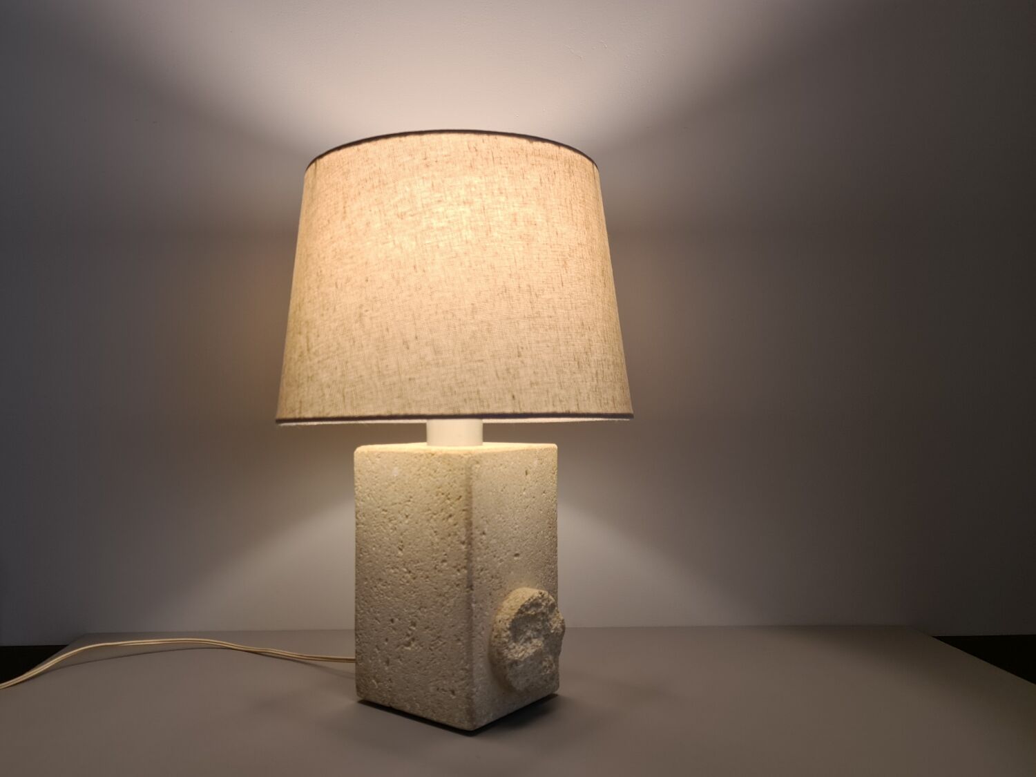 French sculpture lamp in white stone, 60s
