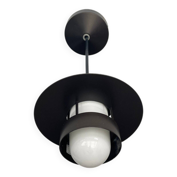 Suspension par Louis Poulsen, années 1990.