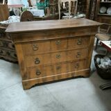 Restoration period chest of drawers in flamed walnut