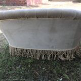 Napoleon III toad sofa