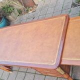 Napoleon III period desk in marquetry from the 19th century.