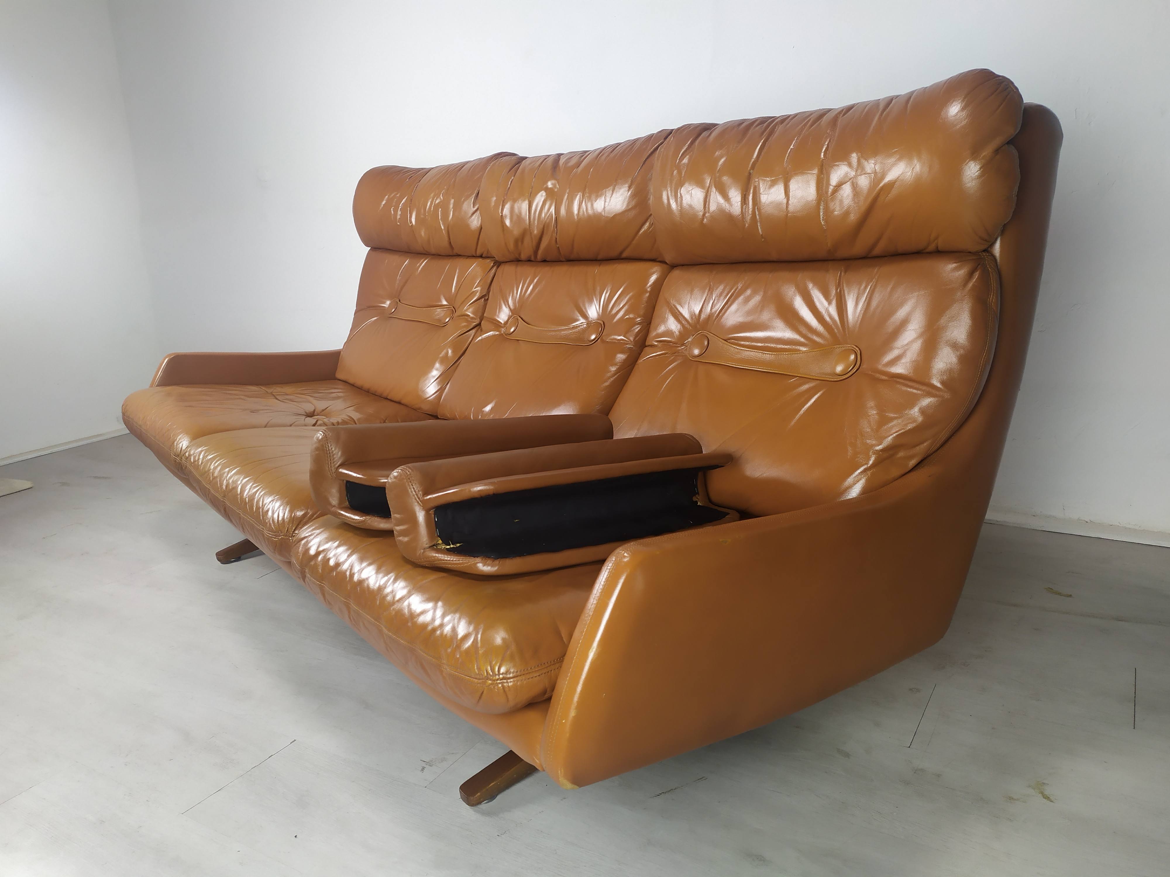 Scandinavian fawn leather sofa