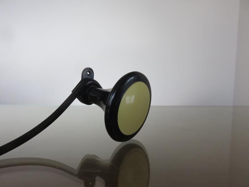 Bakelite coat and pale yellow laqué metal 50 60 years