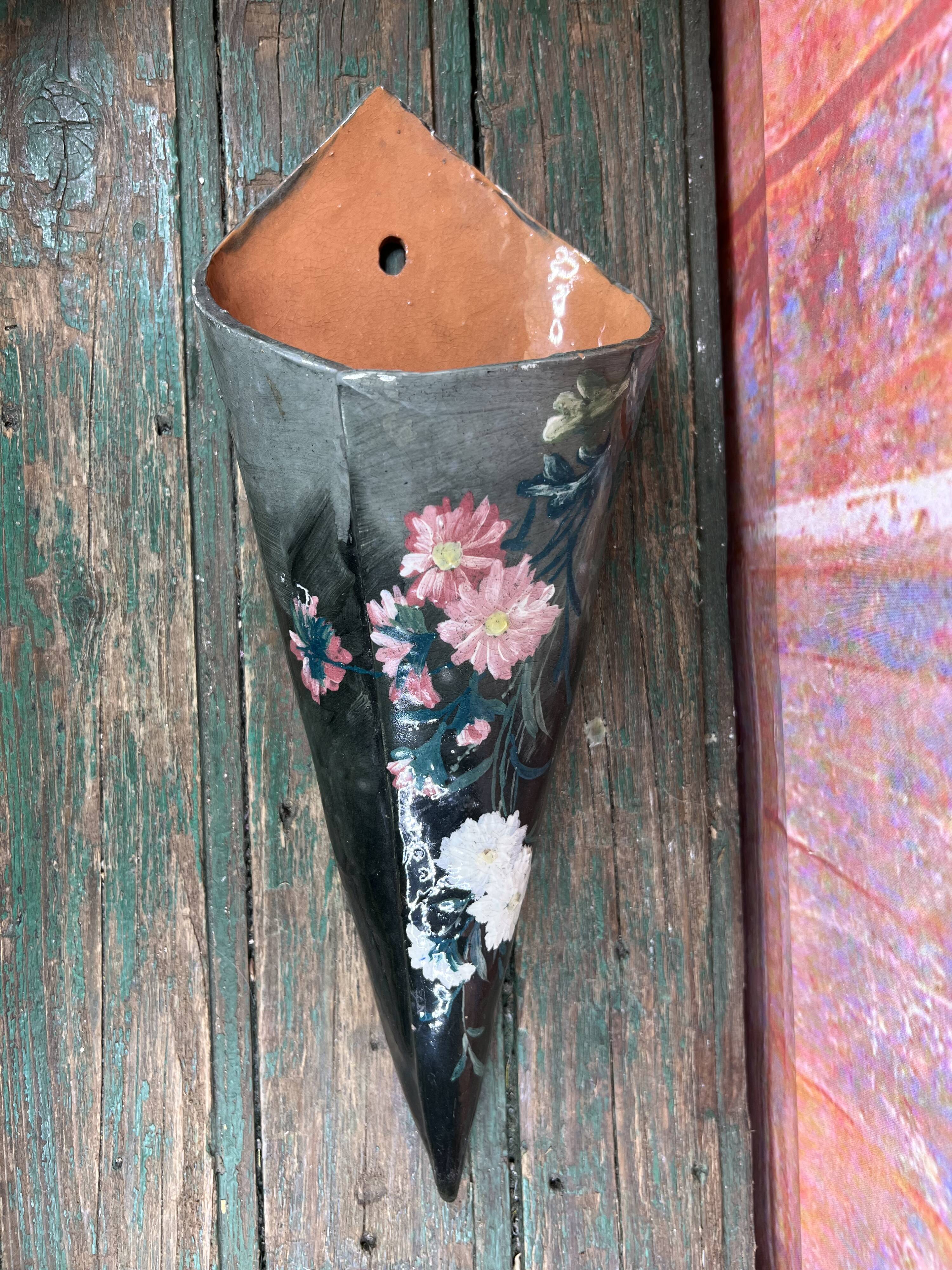 Bouquetière wall vase ceramic cone painted with flowers