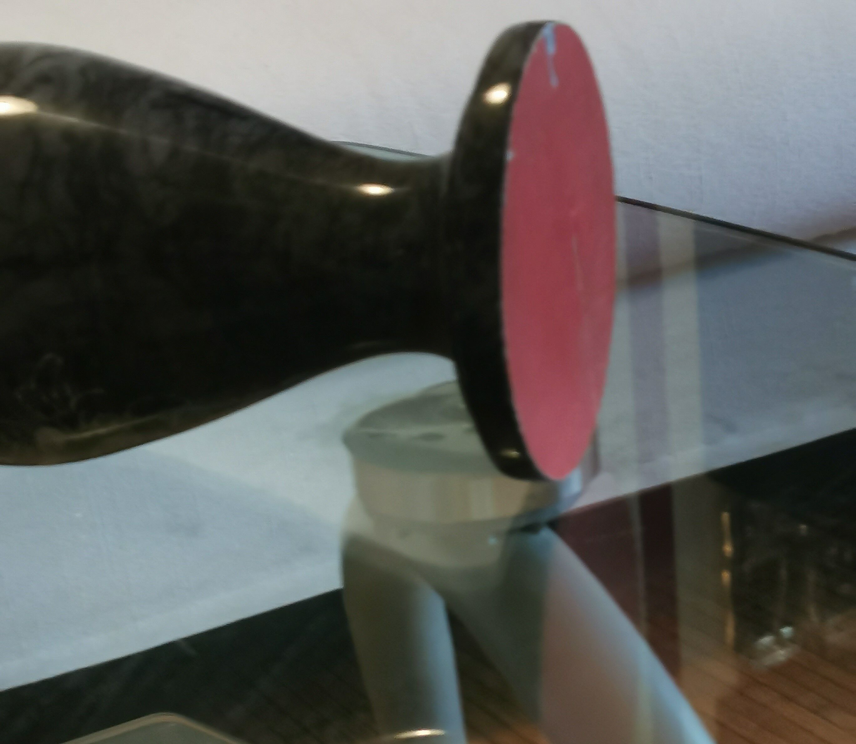 Vase en marbre sculpté