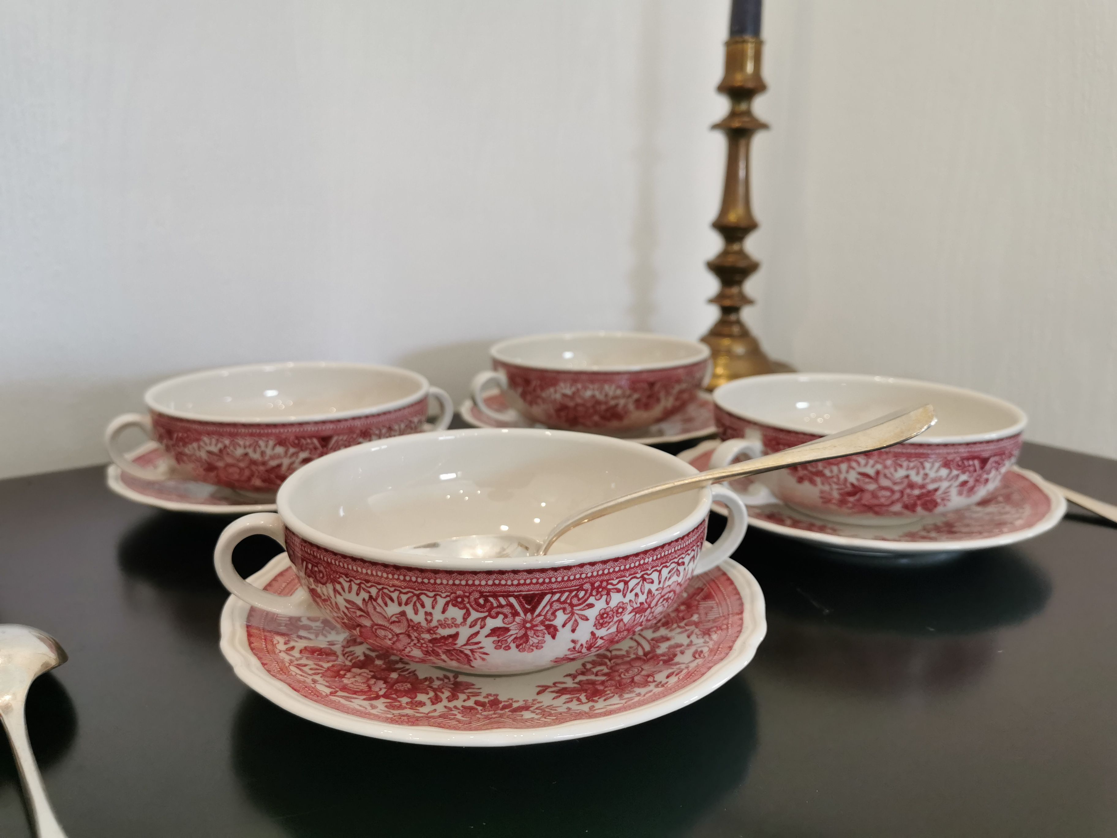 12 soup bowls and saucer service Villeroy&Boch Saar