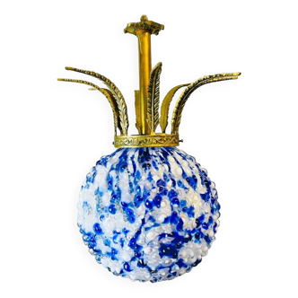 Lustre géant en verre d'art bleu avec couronne en bronze