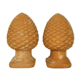 Set of 2 pine cones in molded terracotta 35 cm