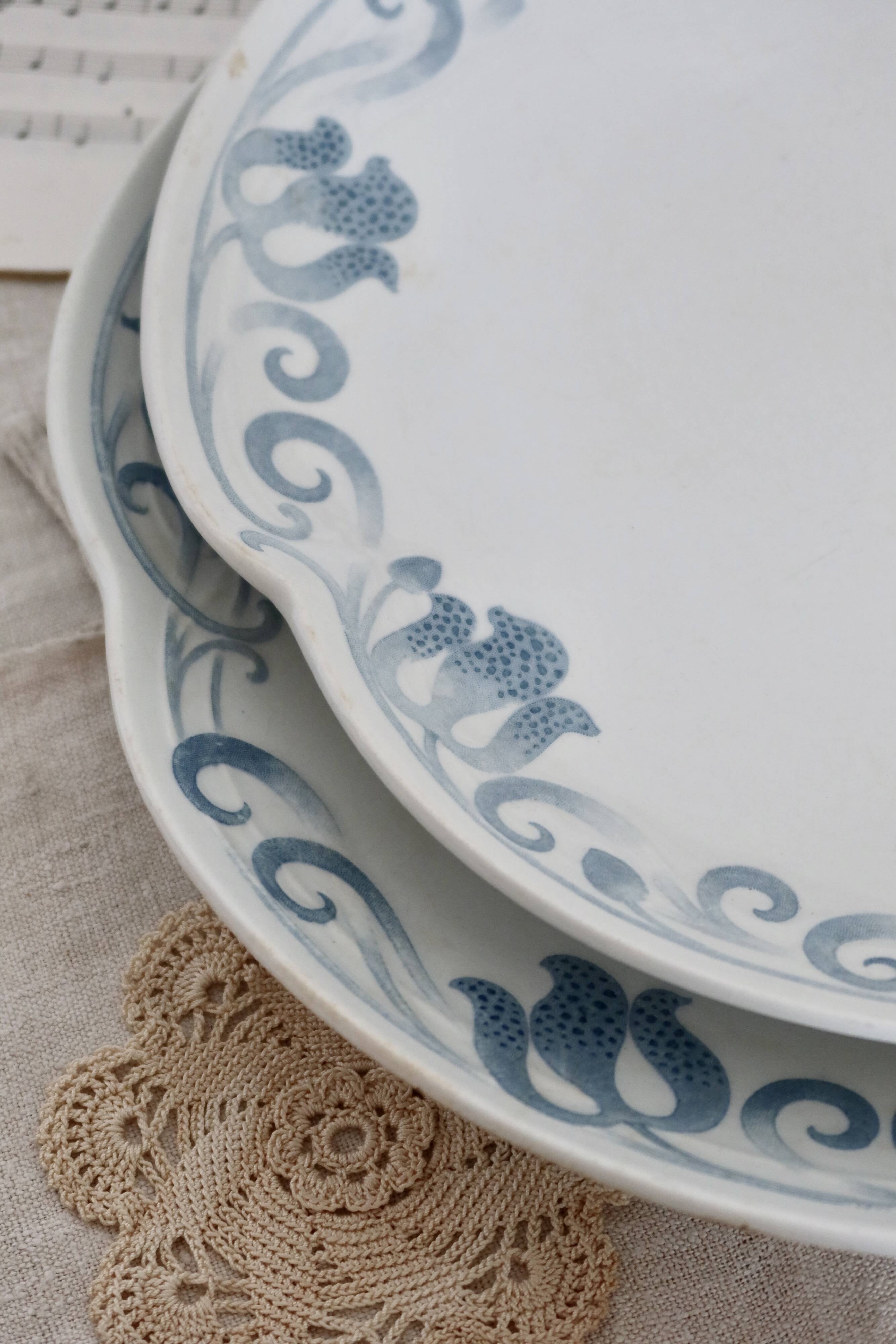 Serving dishes - Antique tableware set 82 pieces Sarreguemines earthenware Art Nouveau style