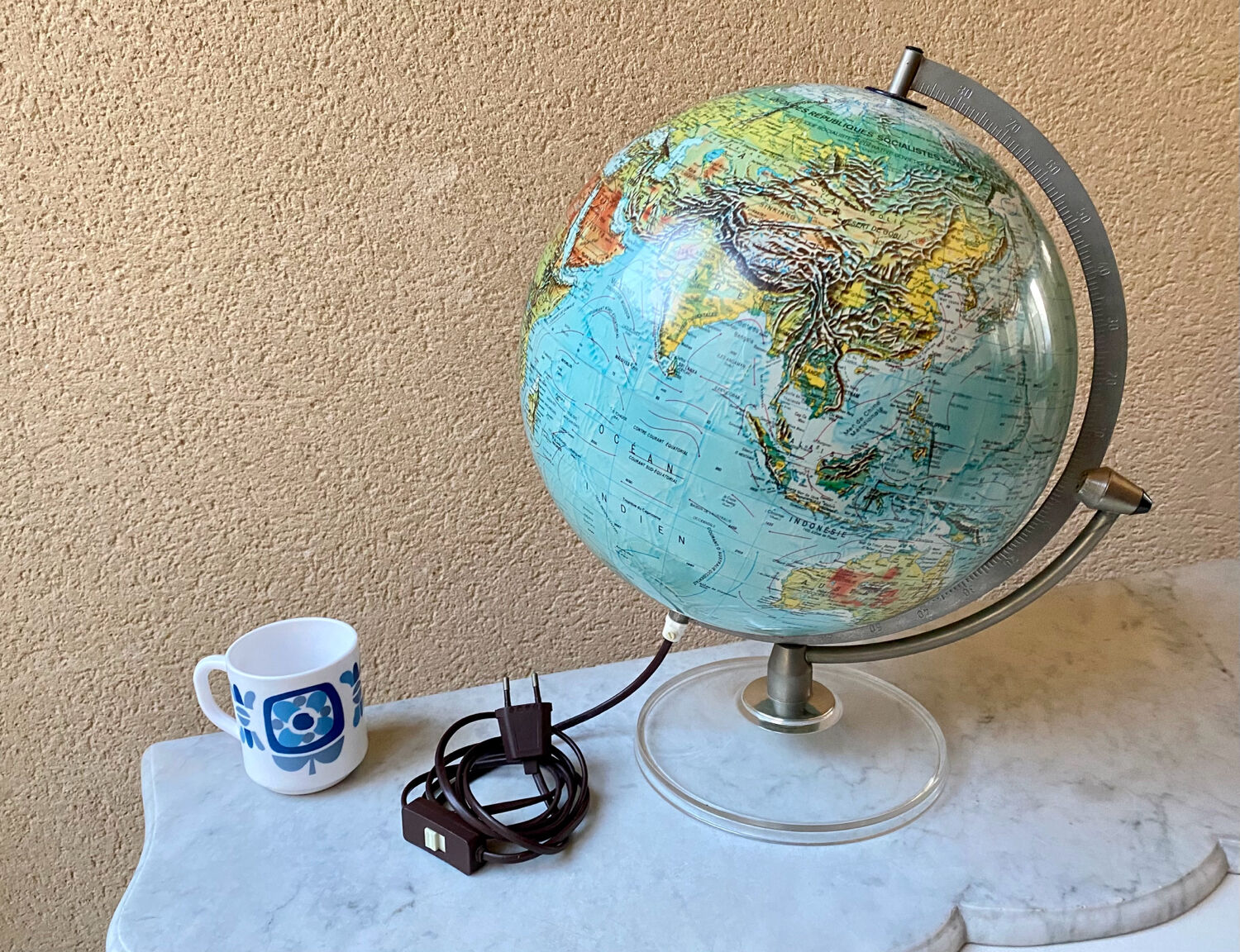 World map lamp Scan-globe Denmark vintage 1972 swivel & tiltable
