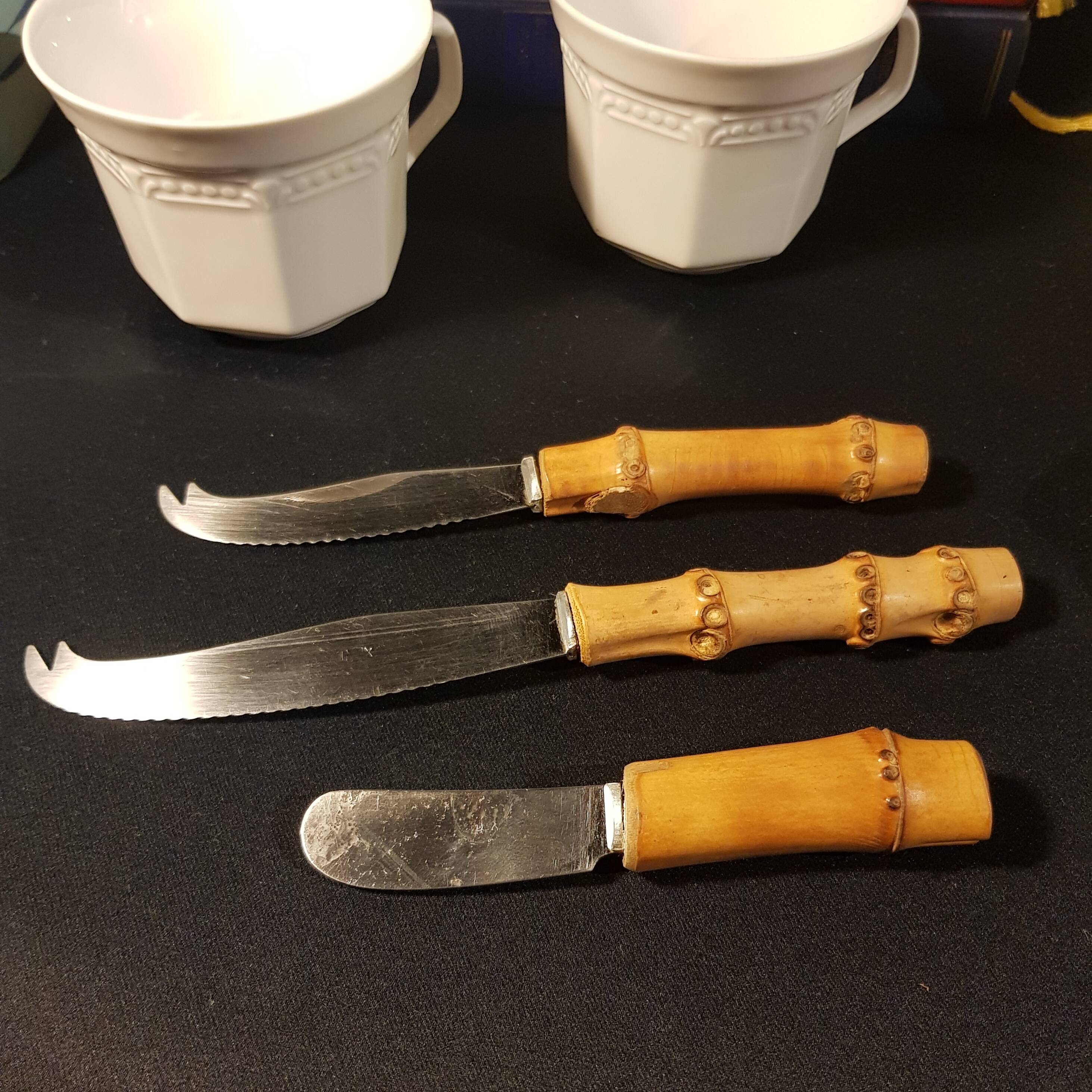 3 bamboo knives