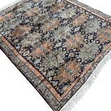 Oriental style rug 170cm x 140cm