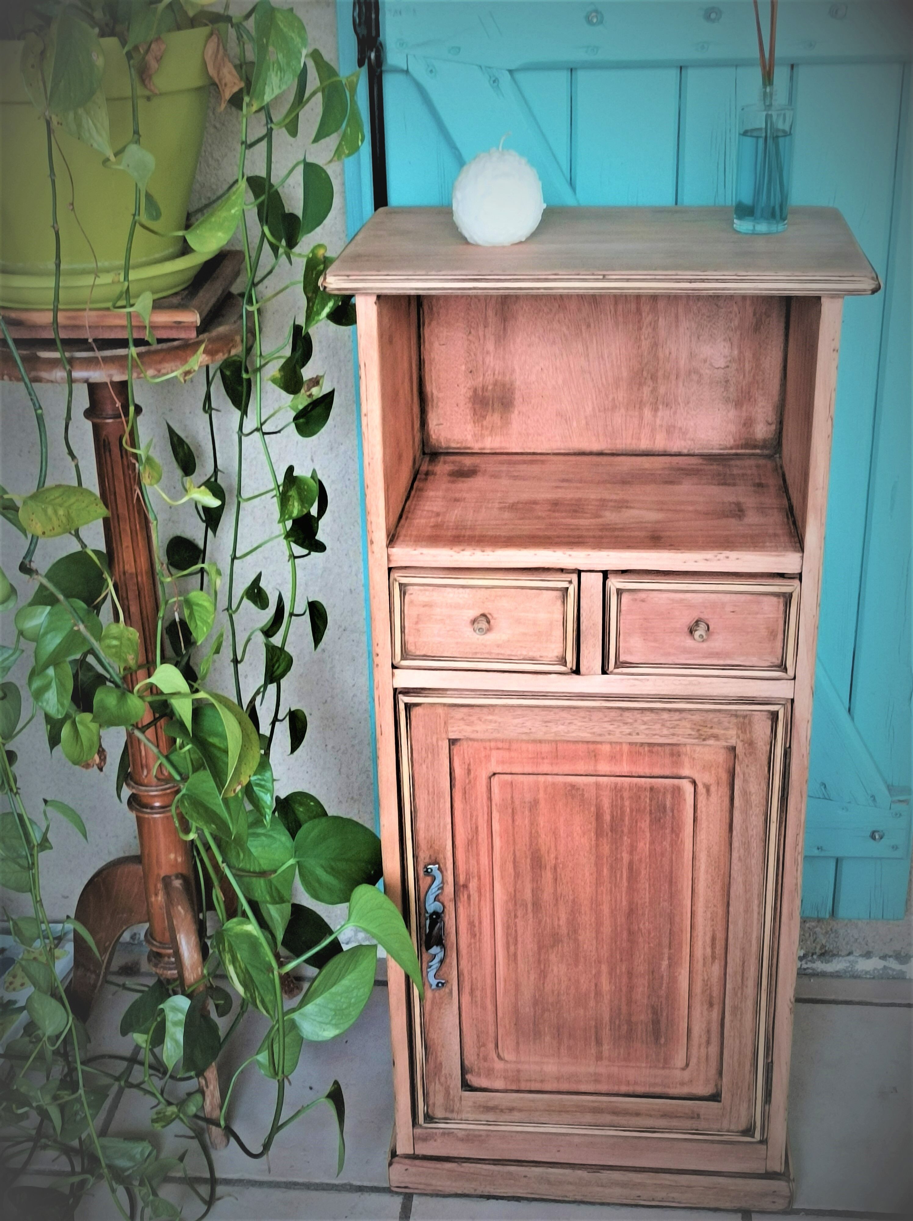 Storage cabinet