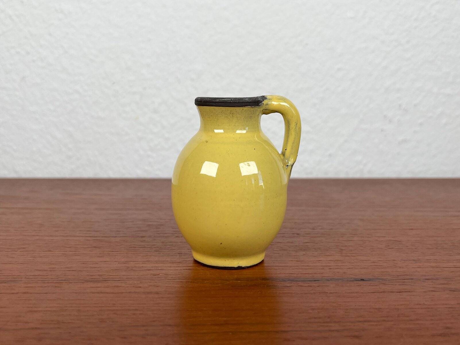 Petit vase carafe en poterie d'atelier du milieu du siècle de BKW Böttger Keramik Wandsbek, Hambourg, Allemagne, années 1960