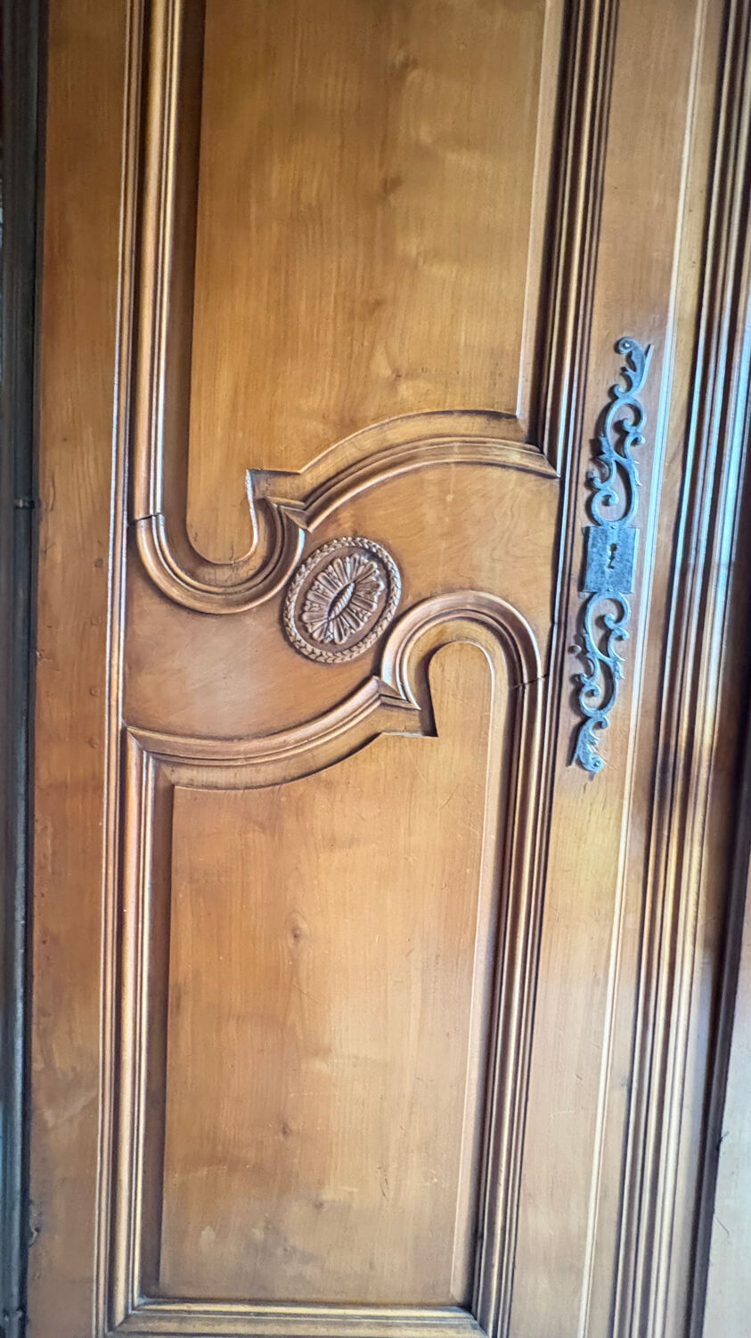 Armoire Louis XV