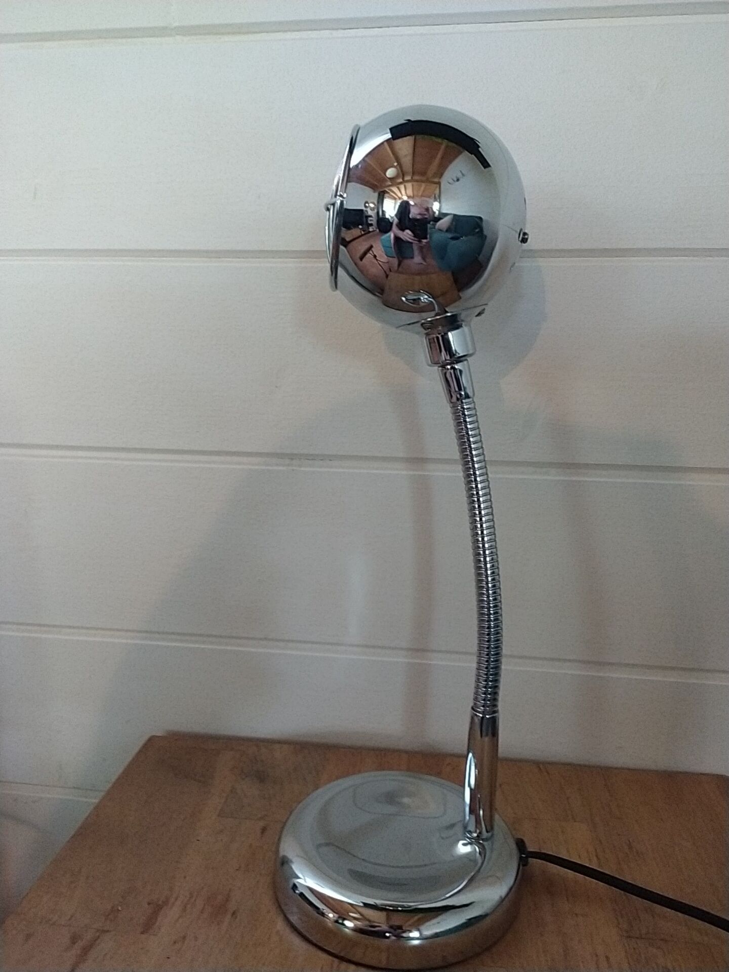 Eye ball space age lamp. Chrome.