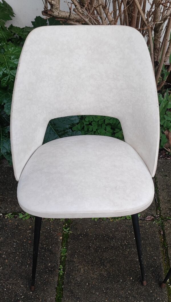 Paire de chaises tonneau 1950