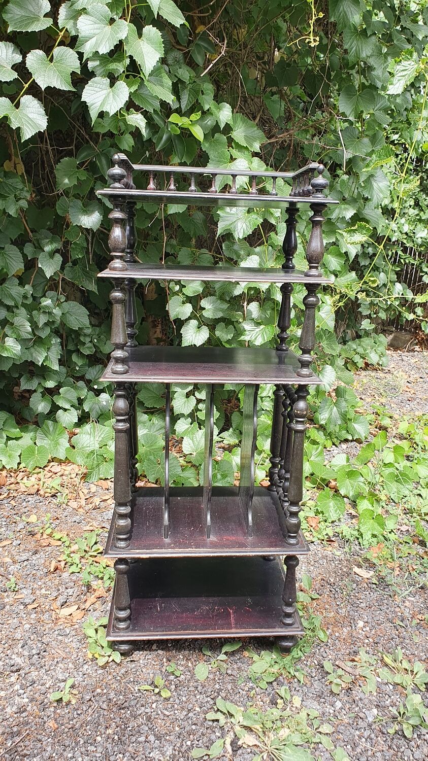 Music locker Napoleon III