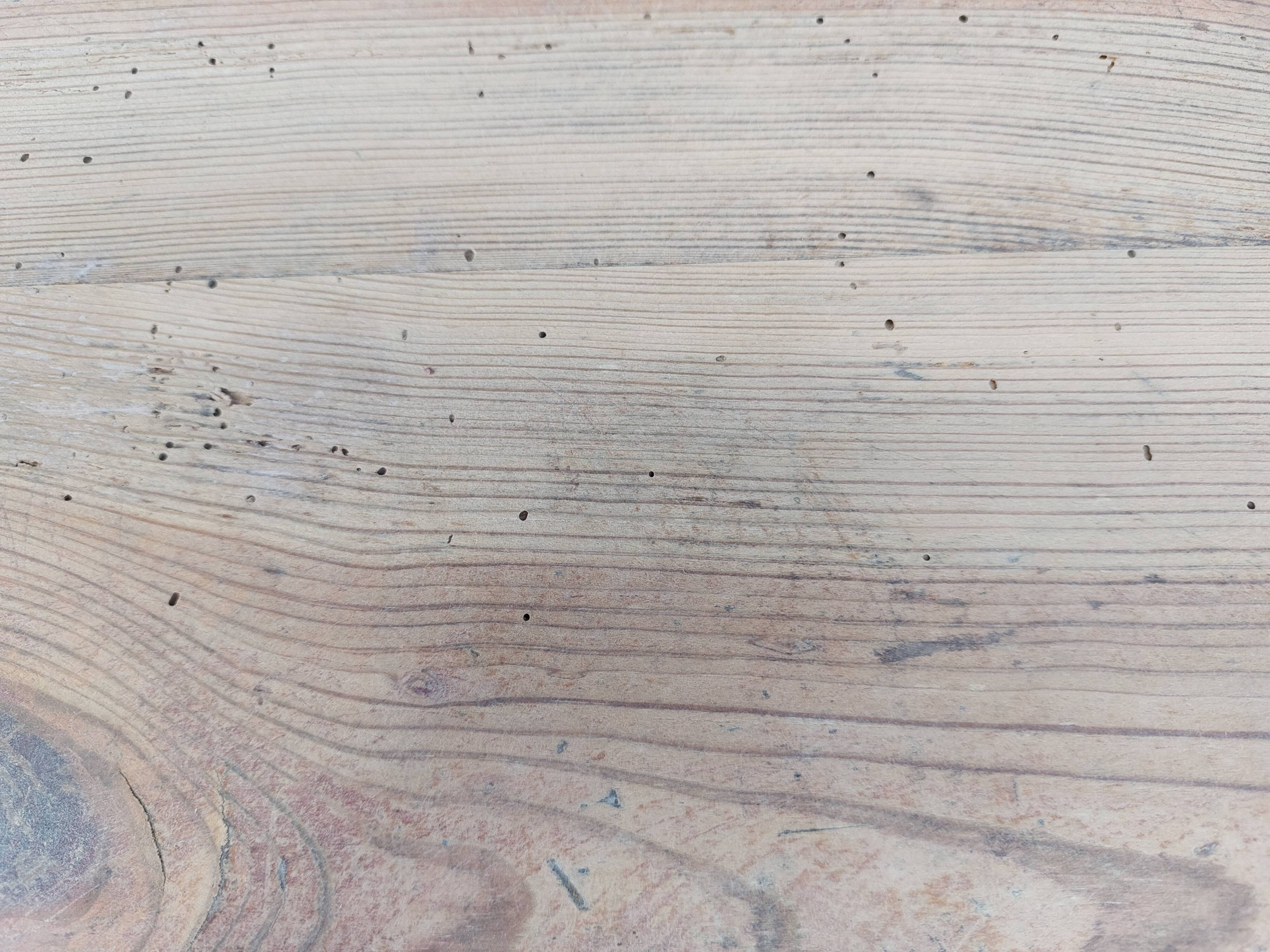 Sanded Parisian buffet