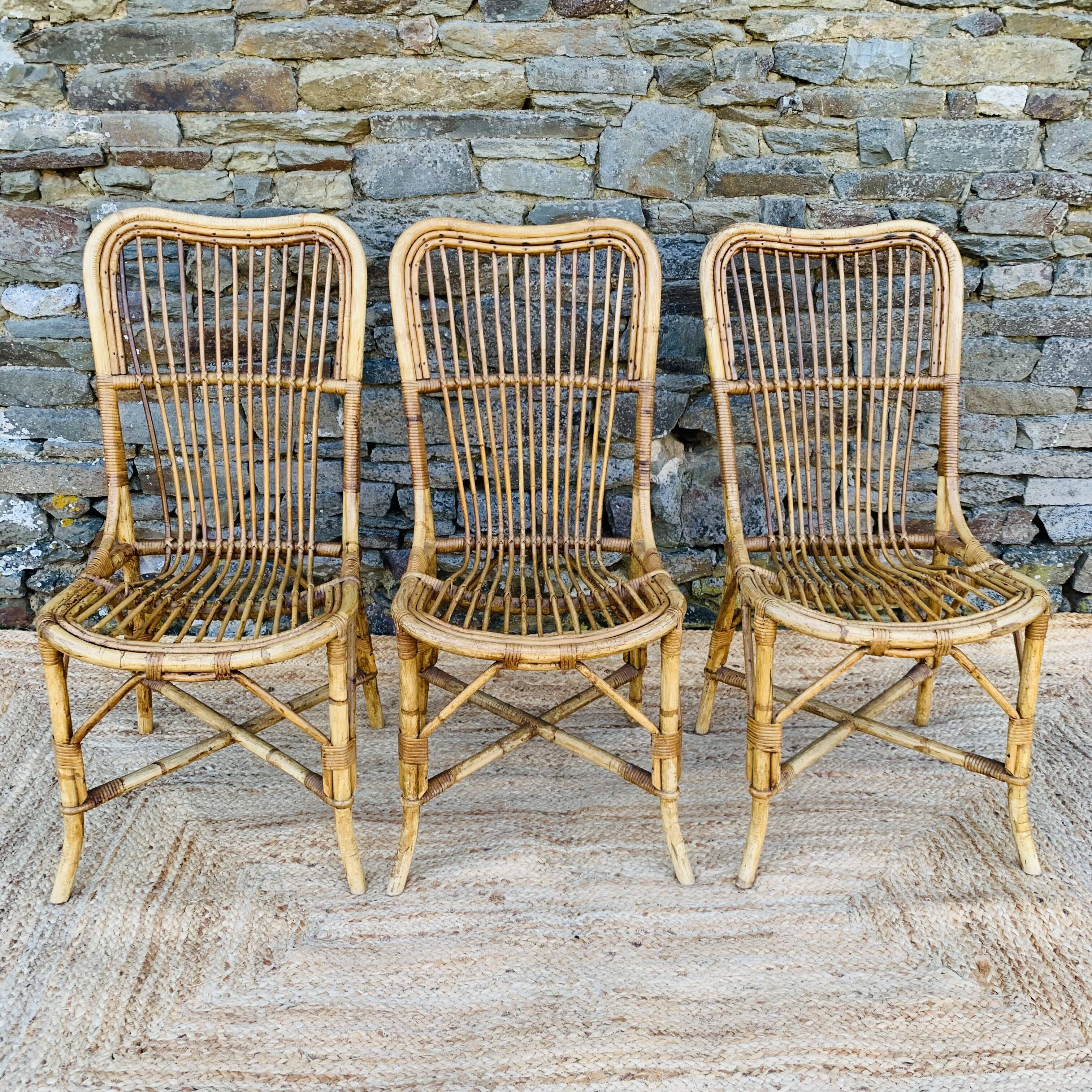 Set of 5 rattan chairs
