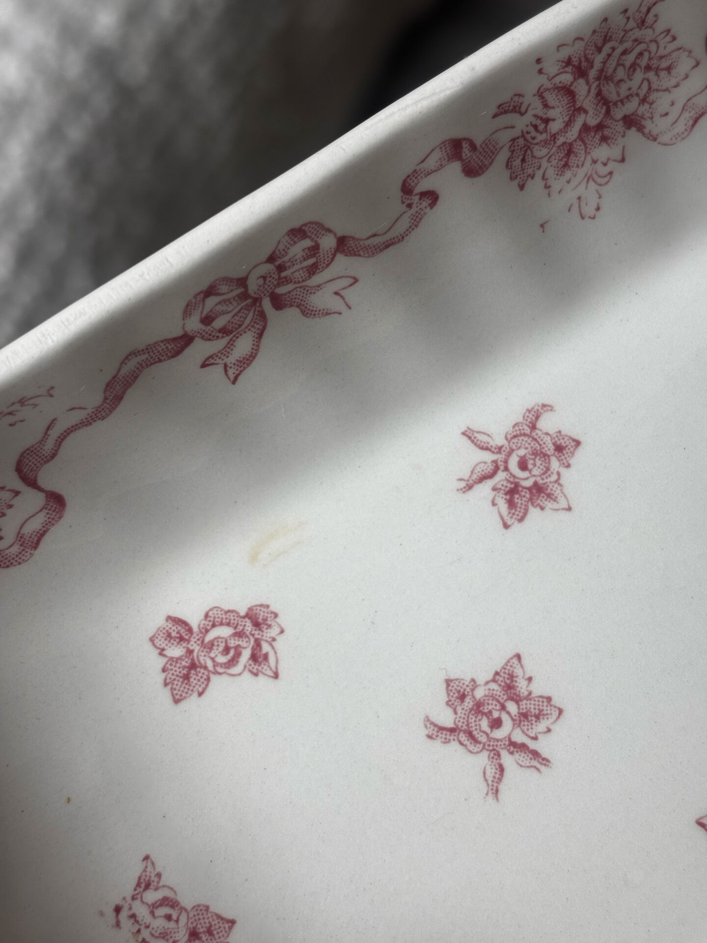 Superb soap dish or porcelain pocket tray by Laura Ashley.