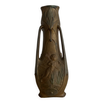 Vase Art Nouveau en étain