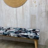 Scandinavian bench