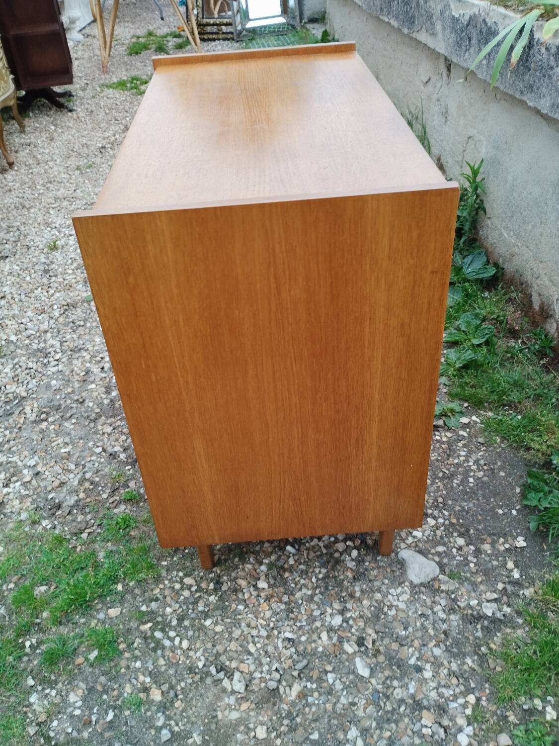 Commode en rotin ancien vintage pieds compas