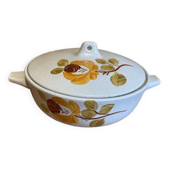 Saint-Amand tureen