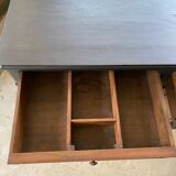 Central island counter