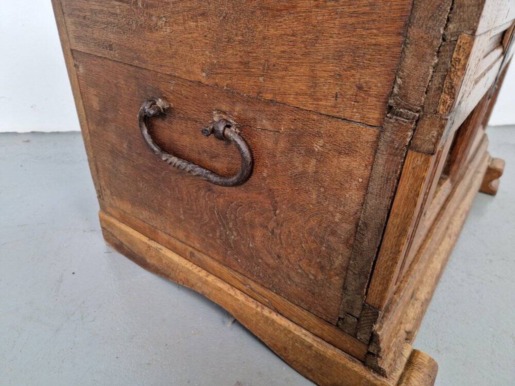 Antique Brutalist Chest in Oak, 1800