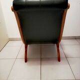 Chesterfield model Victoria chair in dark green leather