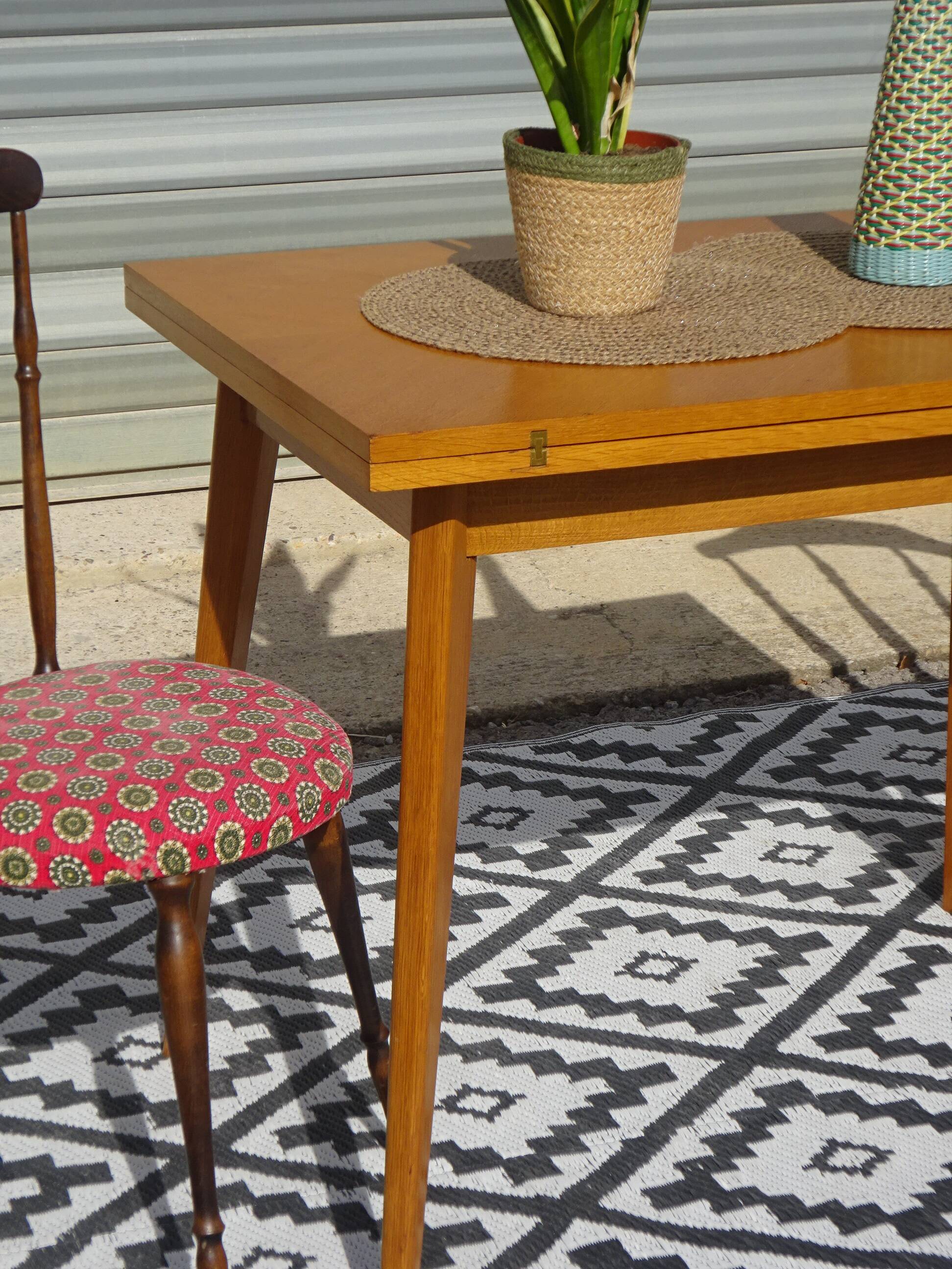 Scandinavian portfolio table model "half-century" by SAM