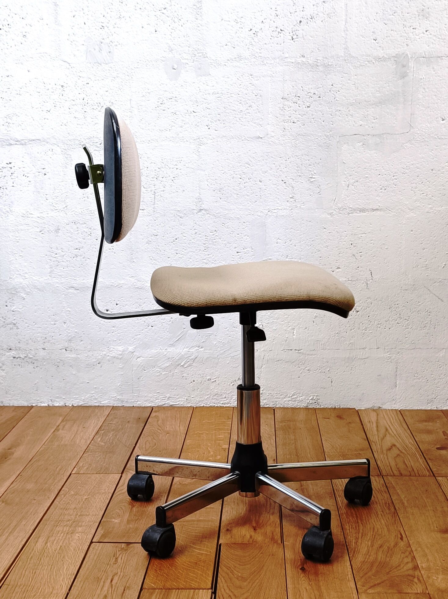 Chaise de bureau vintage