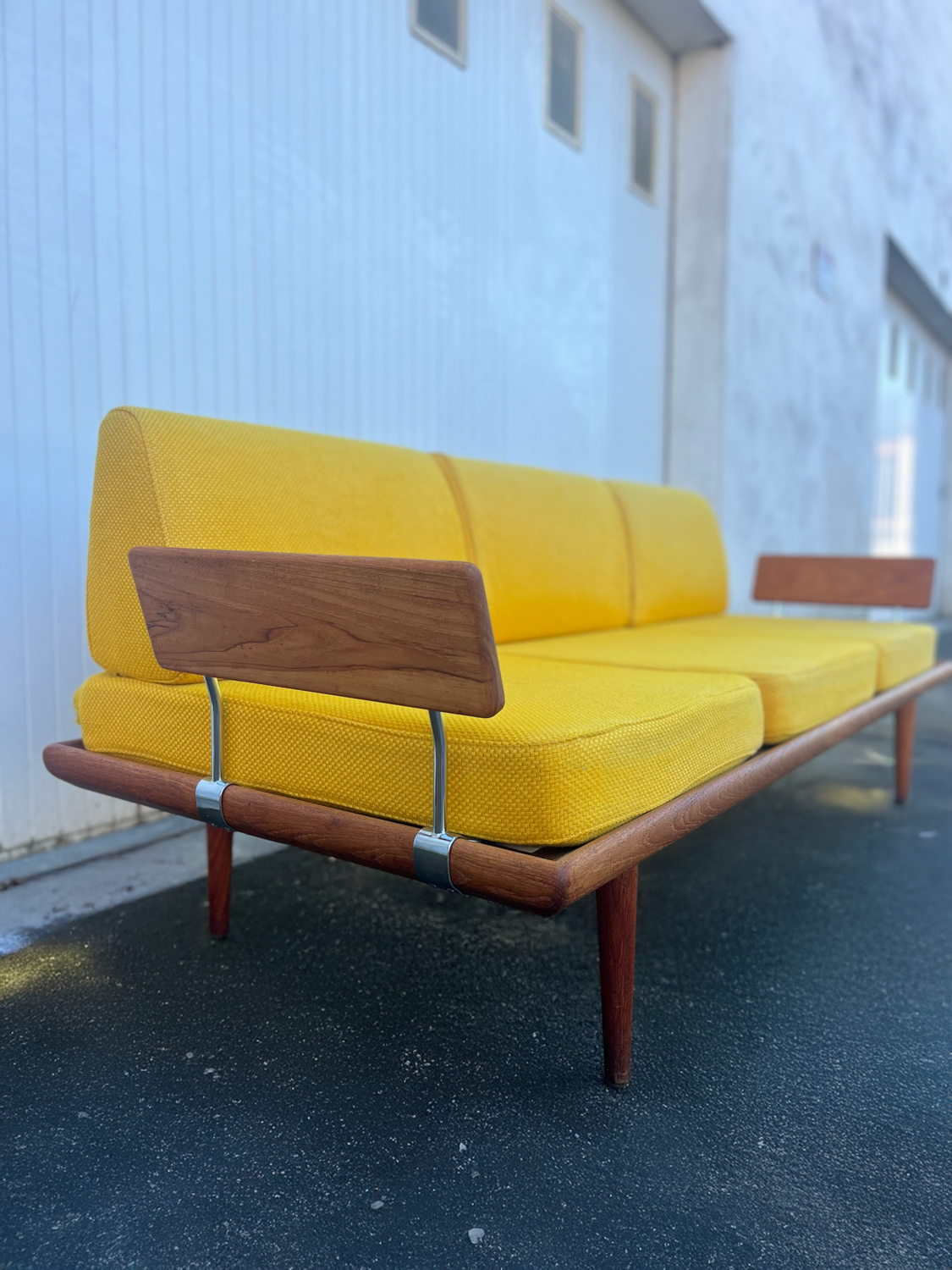 Vintage Scandinavian bench/sofa