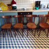 4 chaises de bistrot vintage