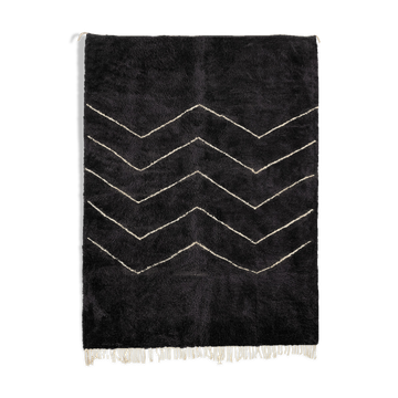 Modern Moroccan carpet 240x150cm