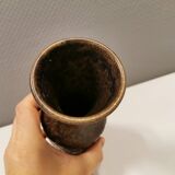Vase de la poterie danoise Løvemose, avec glaçage partiel en fourrure de lièvre. Estimé dans les années 1970.