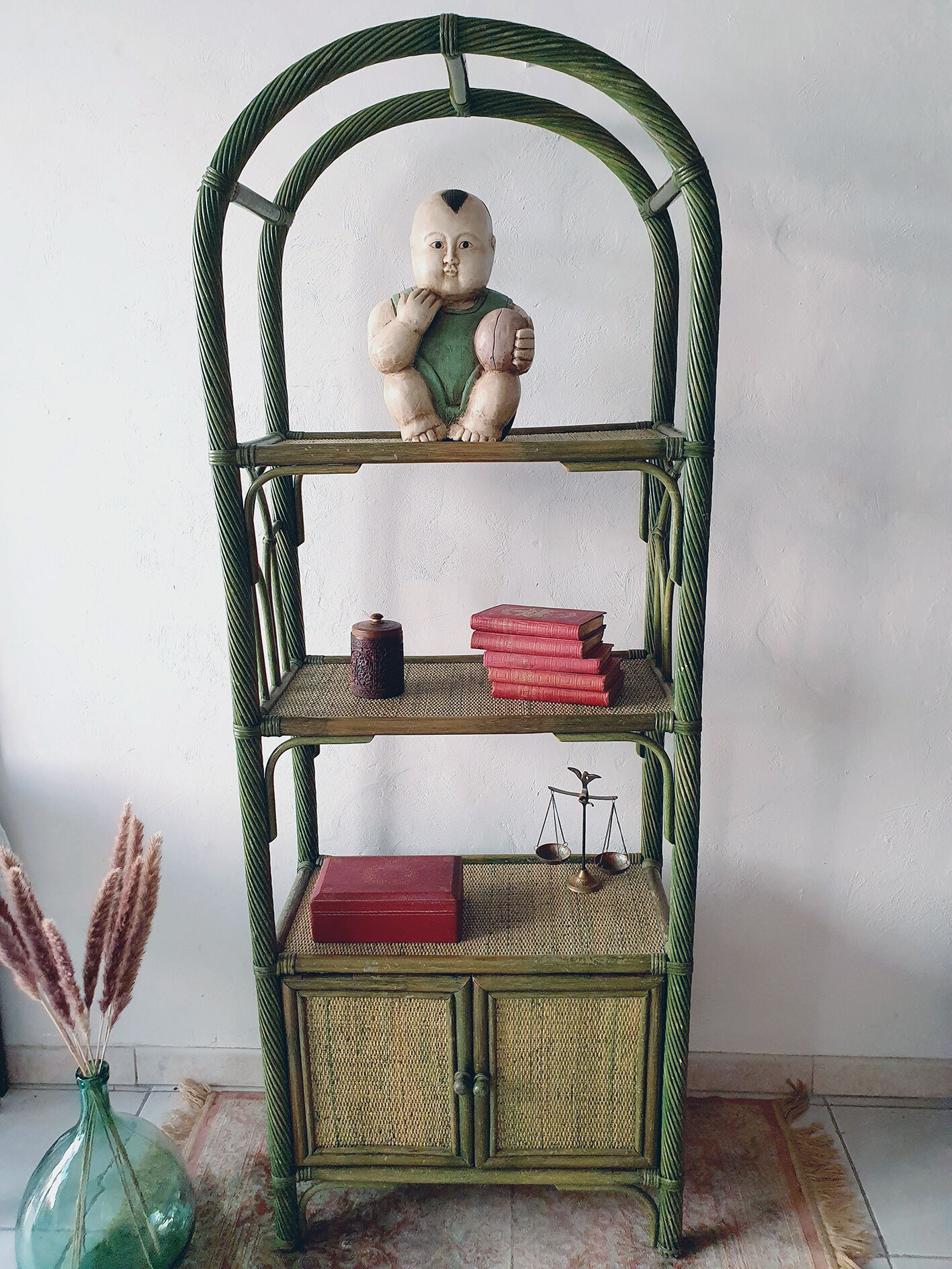 Bamboo shelf & green rattan