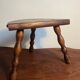 Tabouret tripode bois avec clous