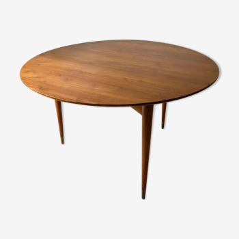 Table ronde scandinave