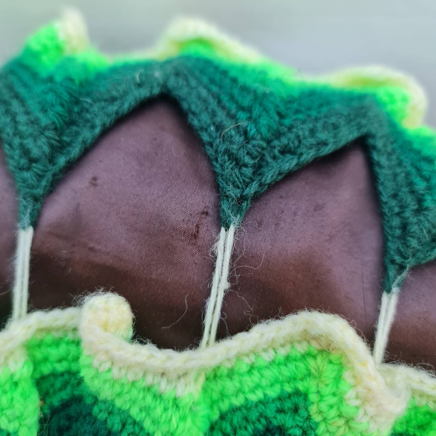 Vintage round cushion