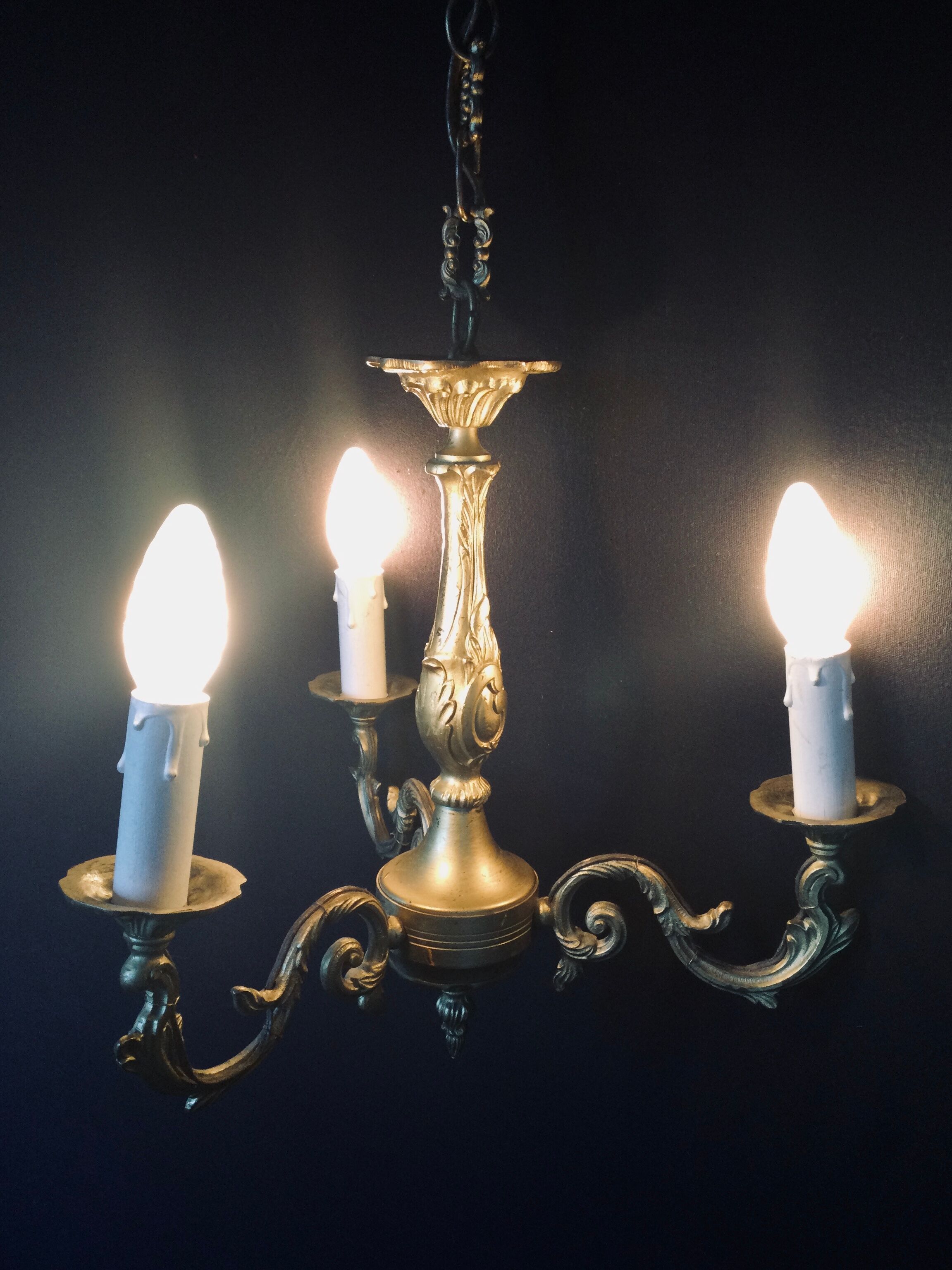 Bronze chandelier 3 lights