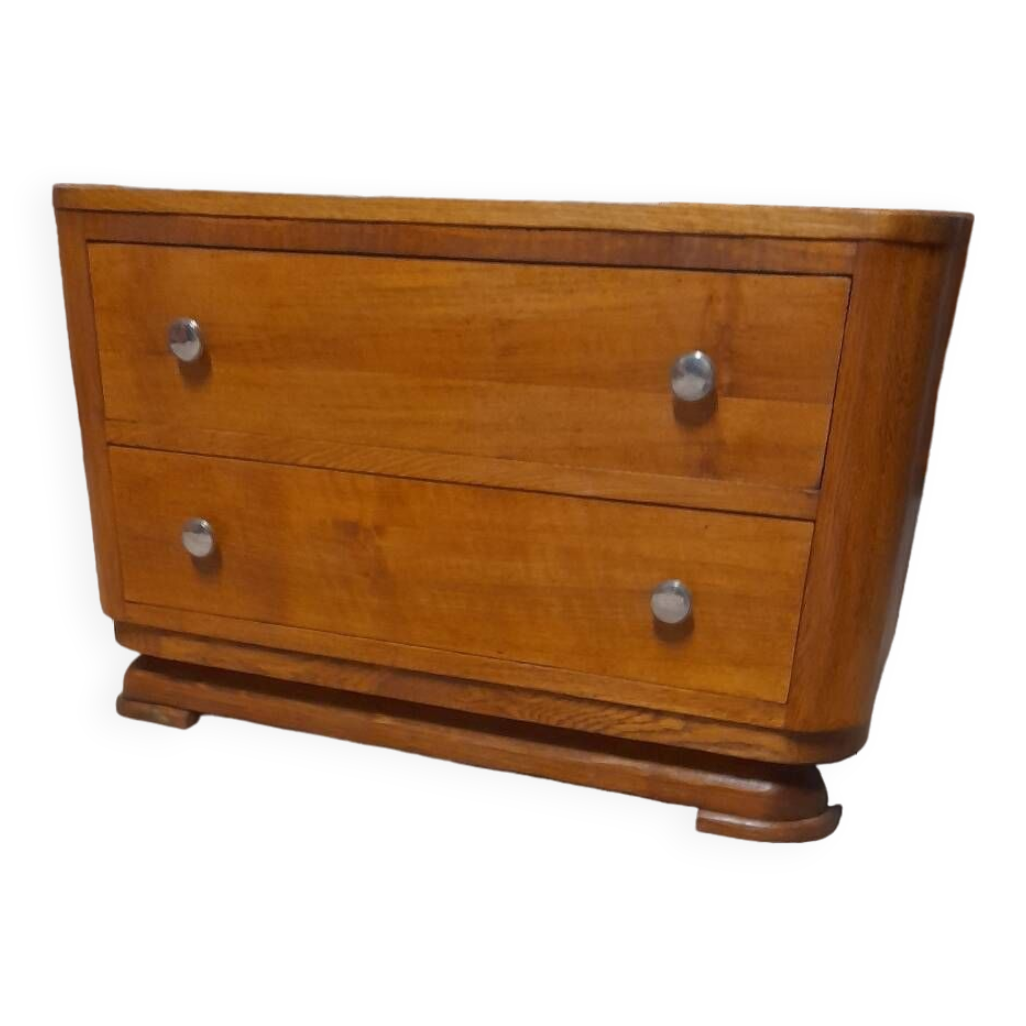 Small solid oak chest of drawers