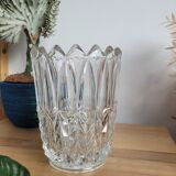 Vase en verre moulé/ ciselé
